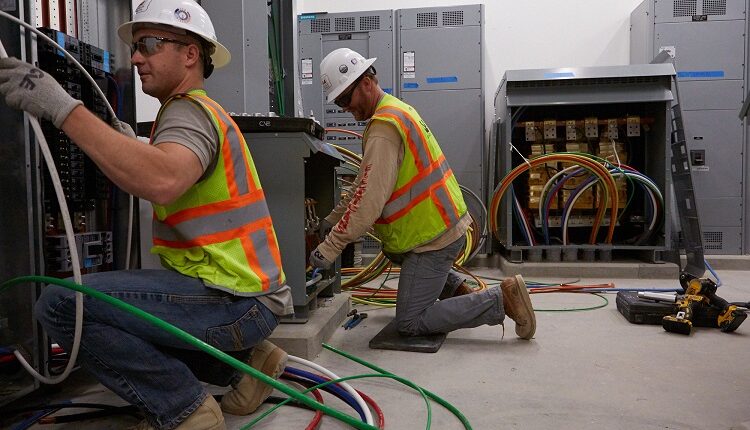 Commercial Electricians